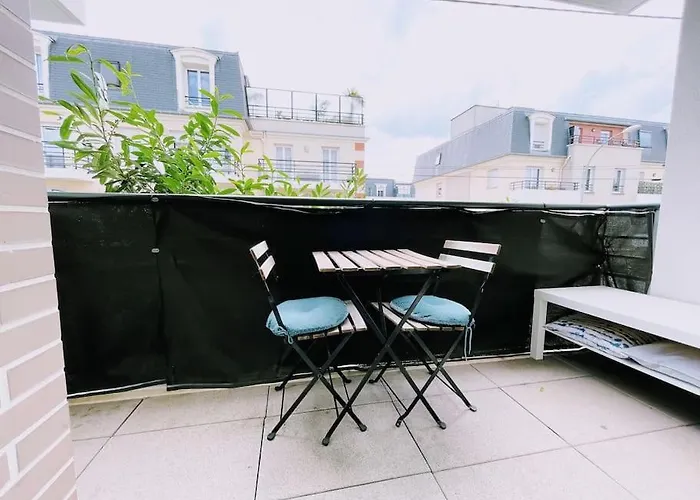 Cosy Balcon Paris&disney 아파트 *